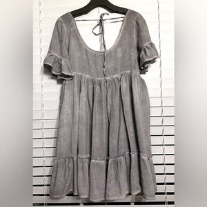 🛍️Entro  Gray soft Dre Size M